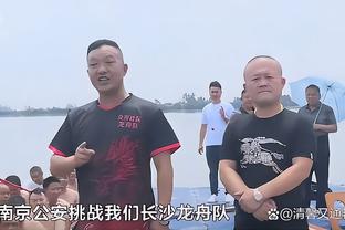 诛心？沃克妻子收到模特信息：两个孩子没有两个爸爸，只有一个